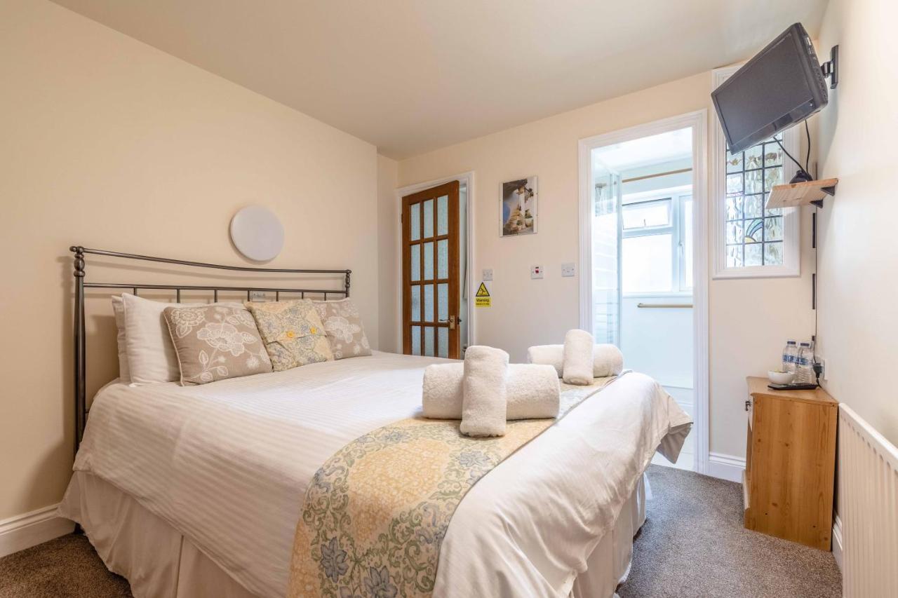 Central Windsor, 2 Bedroom 2 Bathroom, 5 Minutes To Castle Exterior foto
